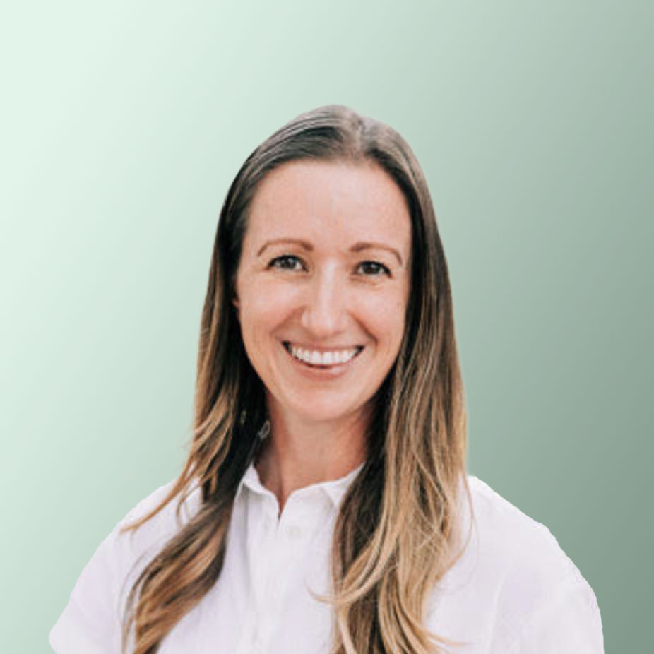 Emily Sisa, <br>PMHNP, FNP